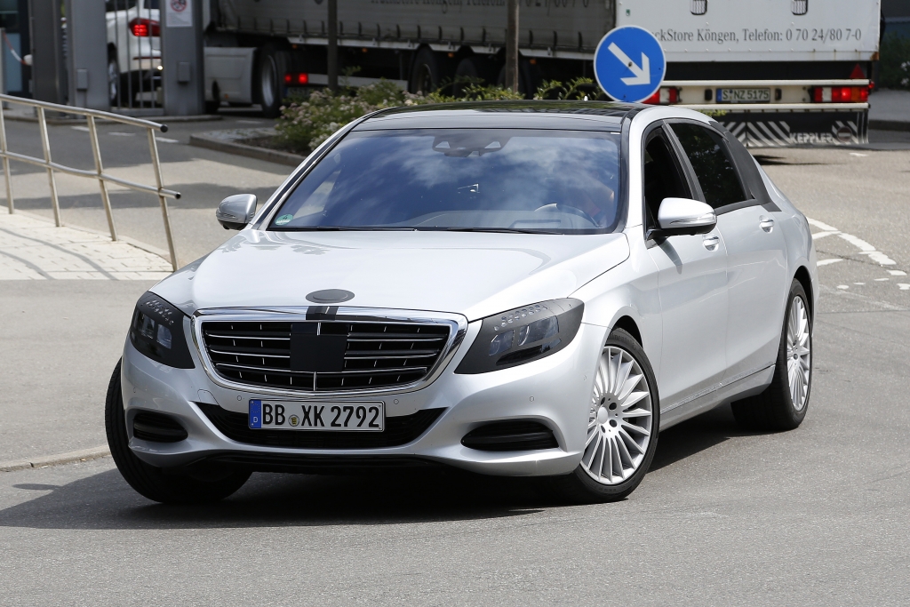 Erwischt: Erlkönig Mercedes S600 Pullmann – Des Kaisers neue Kleider