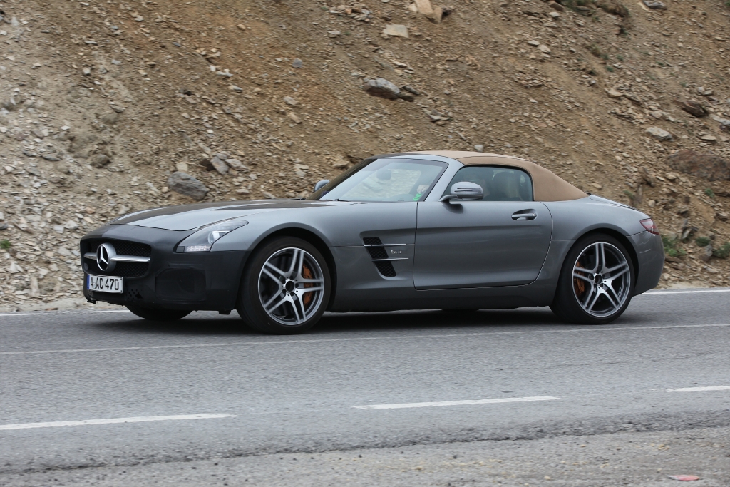 Erwischt: Erlkönig Mercedes SLS AMG GT Facelift – Facelift fürs Flaggschiff