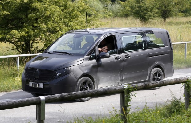 Erwischt: Erlkönig Mercedes Viano – Nasenkorrektur für die nächste Generation