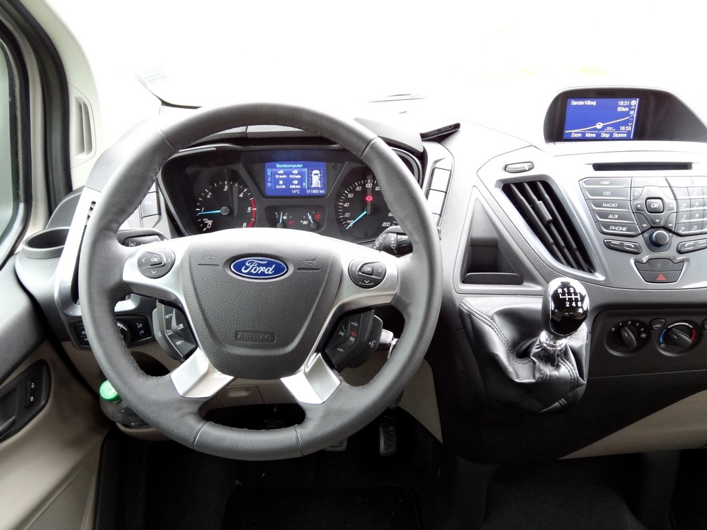Fahrbericht Ford Tourneo Custom mit langem Radstand: Stilvoller
