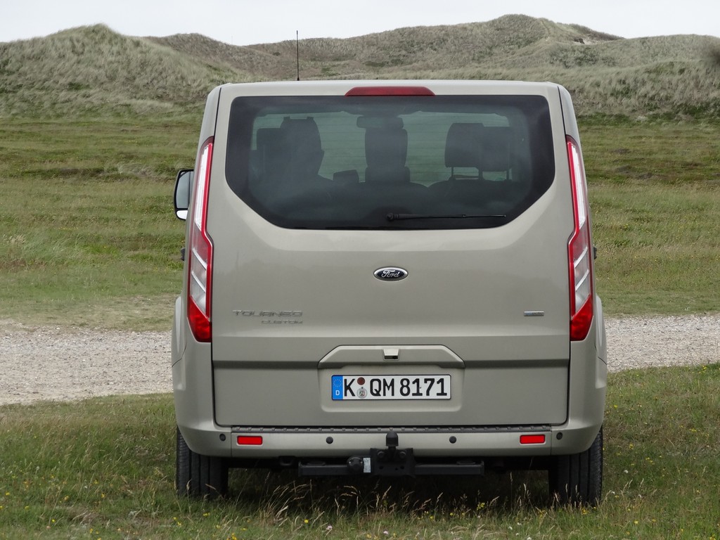 Fahrbericht Ford Tourneo Custom mit langem Radstand: Stilvoller
