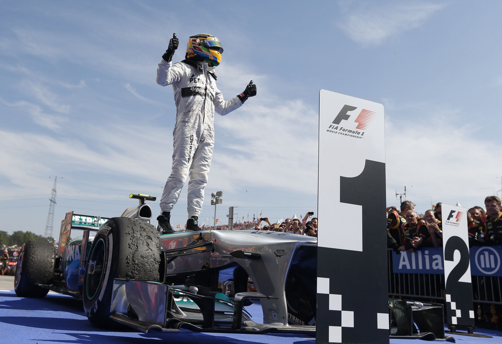 Hamilton triumphiert in Ungarn