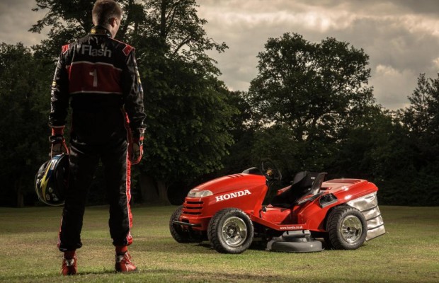 Honda Mean Mower: Schnellster Rasenmäher der Welt