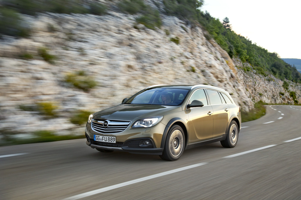 IAA 2013: Opels Insignia kommt als Country Tourer
