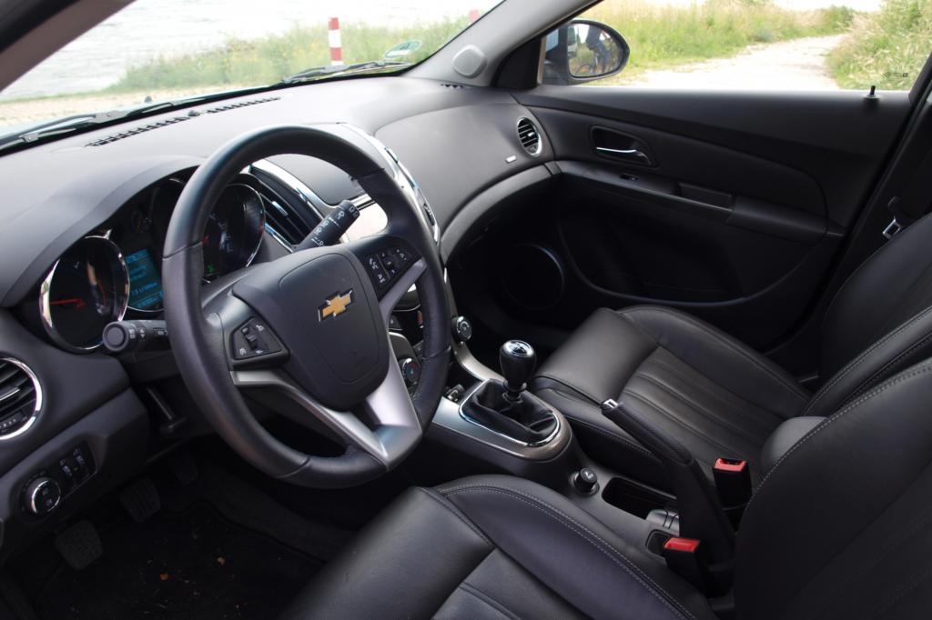 Im Cockpit ist ausreichend Platz