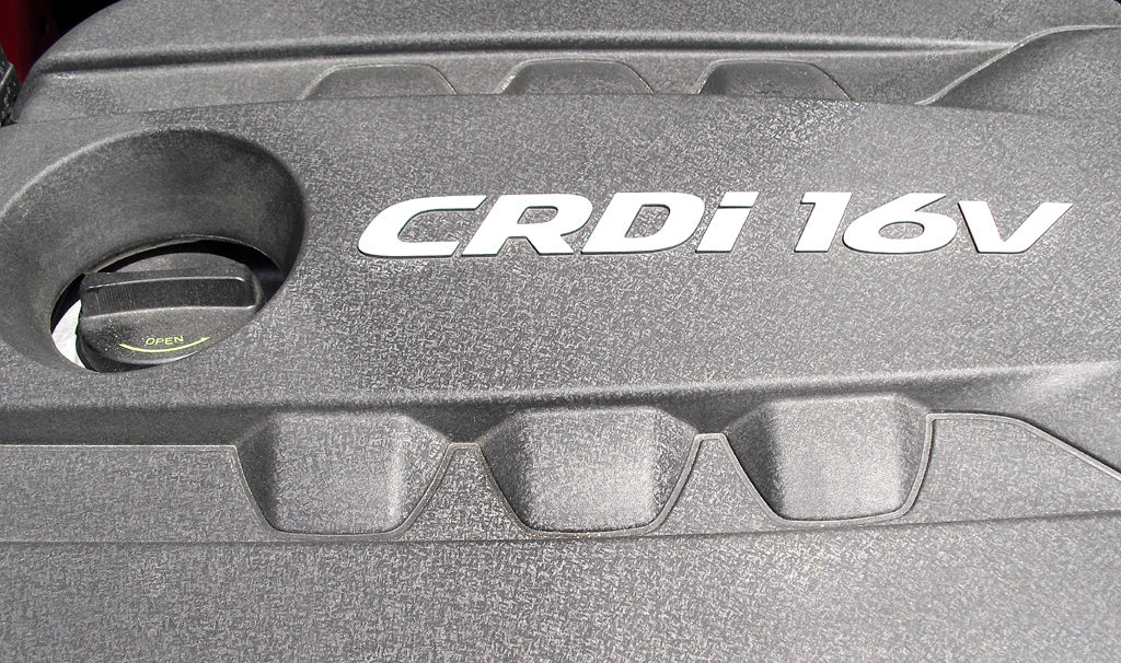 Kia Pro Cee'd: Blick unter die Haube auf den 1,6-Liter-Selbstzünder. 