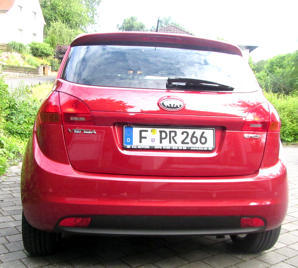 Kia Venga: Blick auf die Heckpartie. 