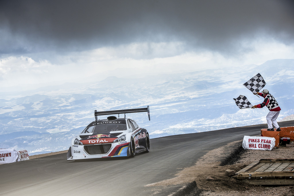 Loeb unterbietet Pikes-Peak-Weltrekord um 1,30 Minuten