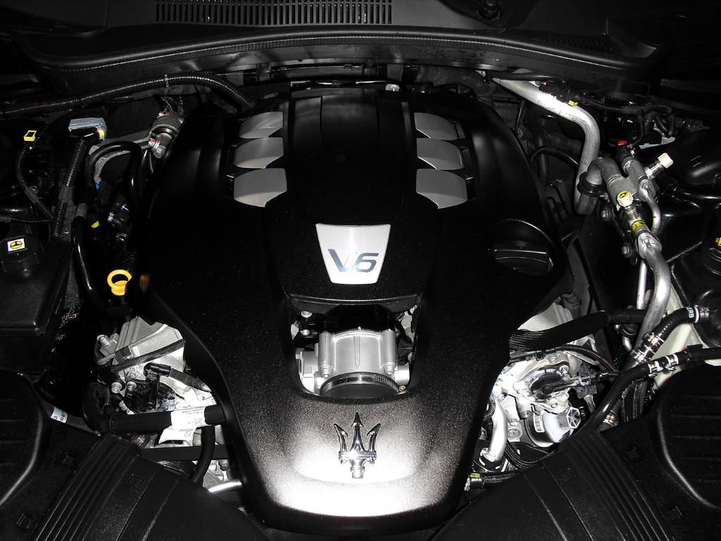 Maserati Ghibli: Blick unter die Haube. Drei Sechszylinder stehen zur Wahl. 