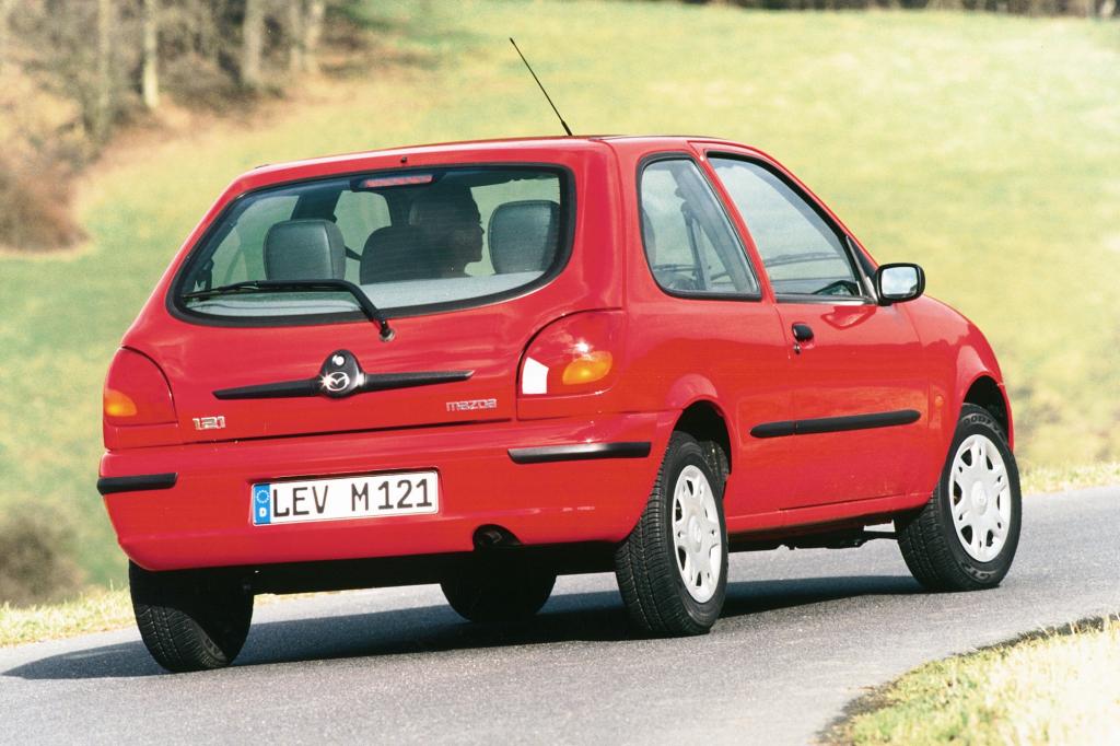 Mazda 121 ab 1999 Schwestermodell des Ford Fiesta