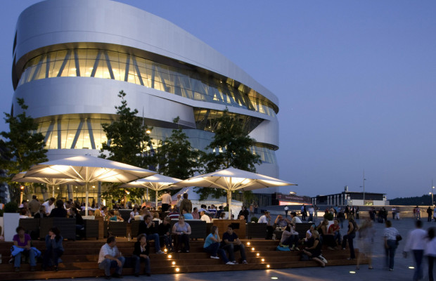 Mercedes-Benz Museum veranstaltet 7. Open Air Kino