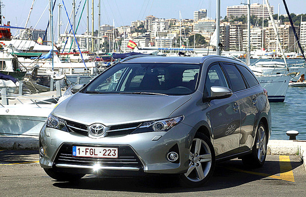 Mit mehr Nutzwert: Toyota liefert neuen Auris Touring Sports noch ab Mitte Juli aus
