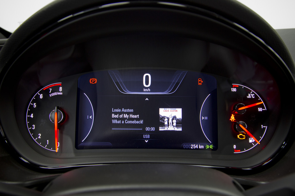 Neuer Opel Insignia liest auch Fingerzeichen