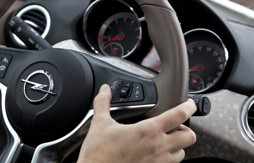 Opel Adam verfügt über IntelliLink