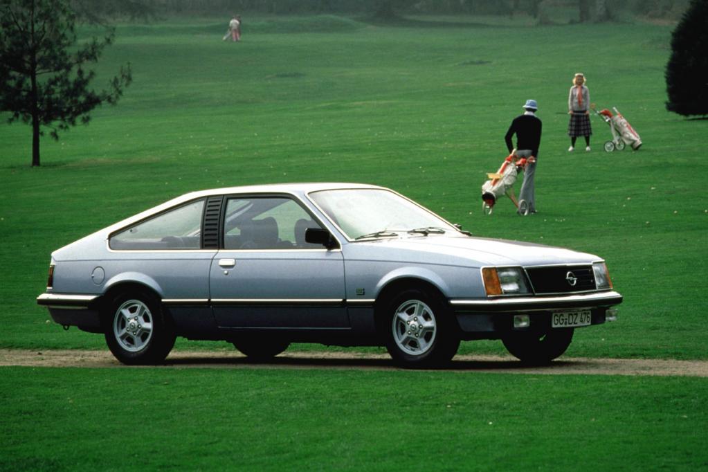 Opel Monza-Concept:Coupé-Tradition für den Weg in die Zukunft