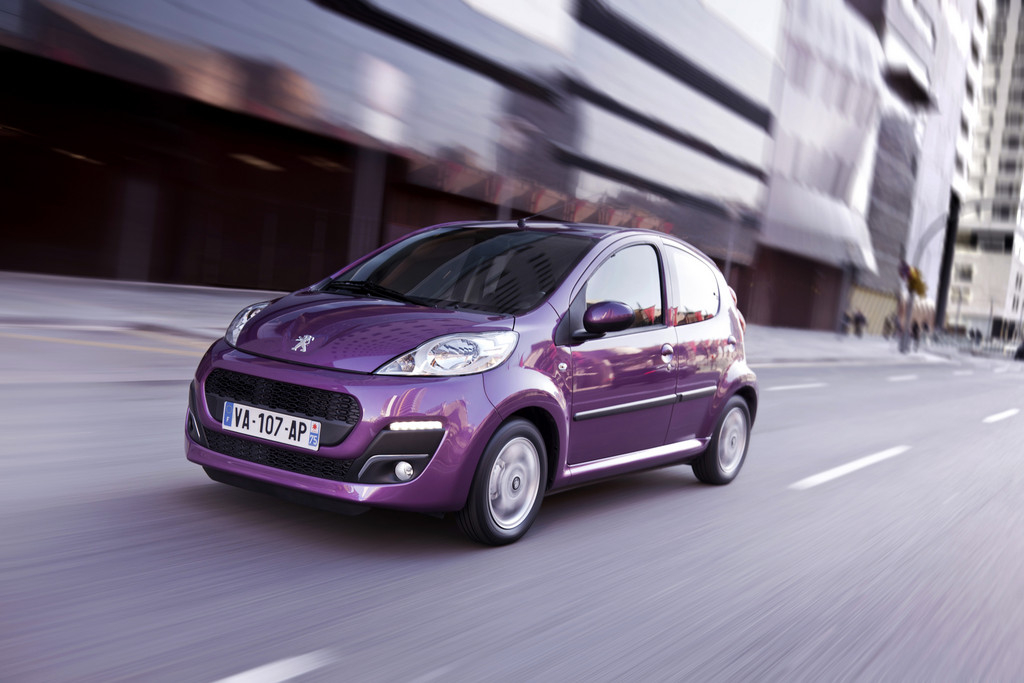 Peugeot 107 ab Juli sicherer und günstiger