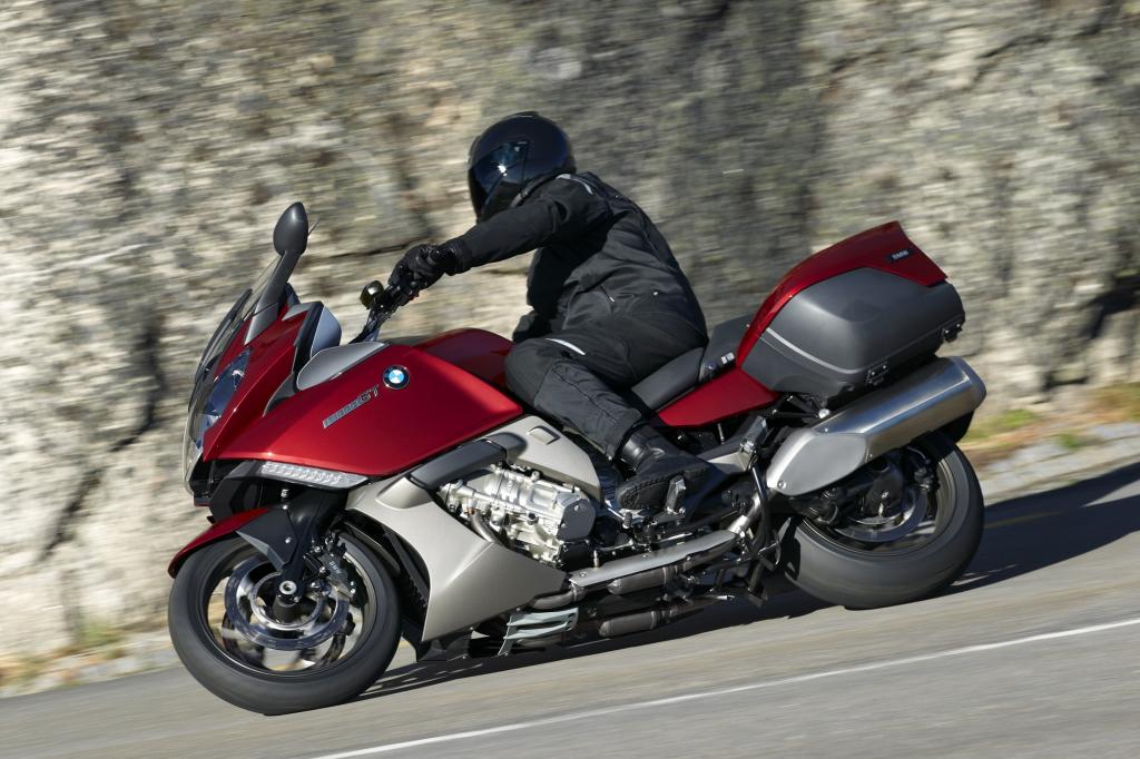 Reisebikes von BMW, Triumph und Kawasaki - Vier für die große Tour