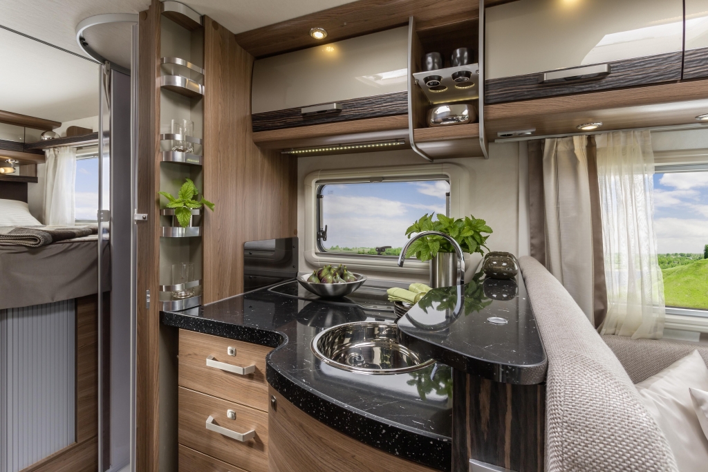 Reisemobil und Caravan: Neue Grundrisse, mehr Ausstattung bei Knaus und Weinsberg – Neue Bavariacamp-Baureihe