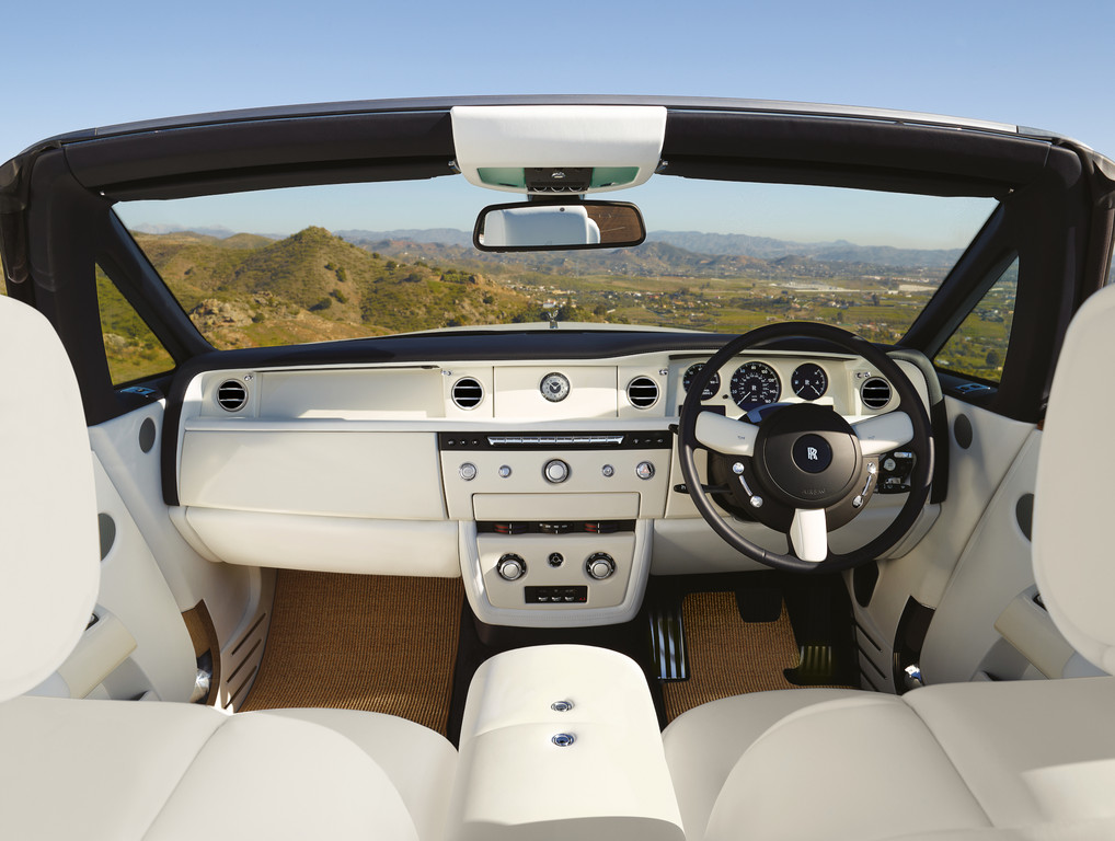 Rolls-Royce Ghost und Drophead Coupé: Fast alles einzigartig