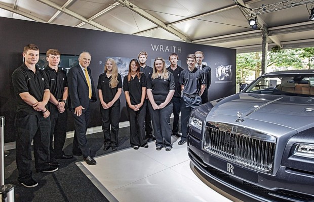Rolls-Royce schafft über 100 neue Stellen