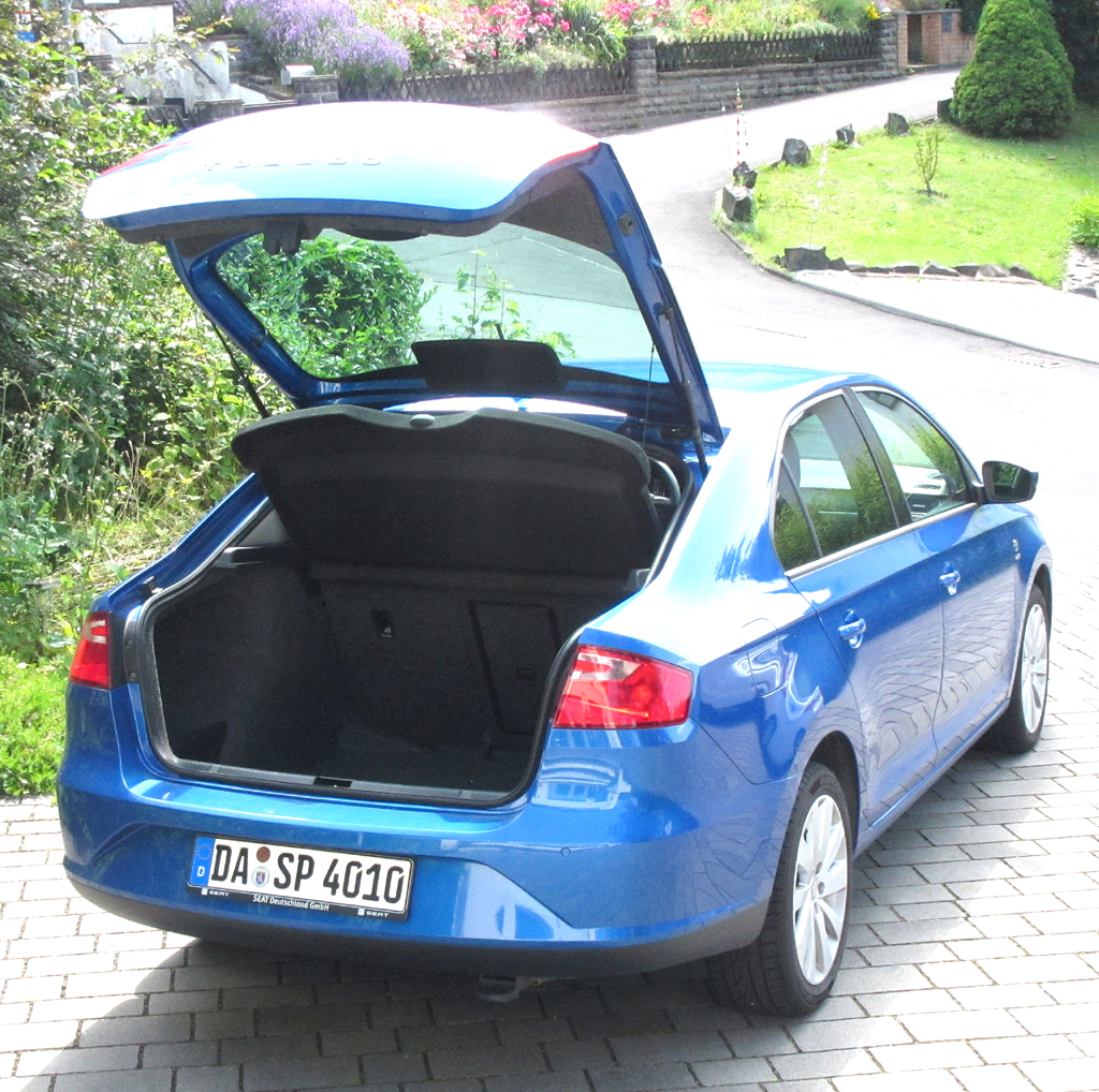 Seat Toledo: Das große Gepäckabteil fasst Kombi-taugliche 550 bis 1490 Liter. 