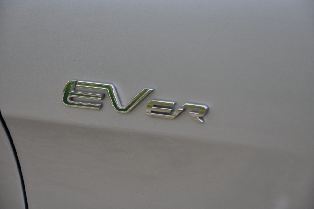 Test Fisker Karam – Mit dem Strom schwimmen