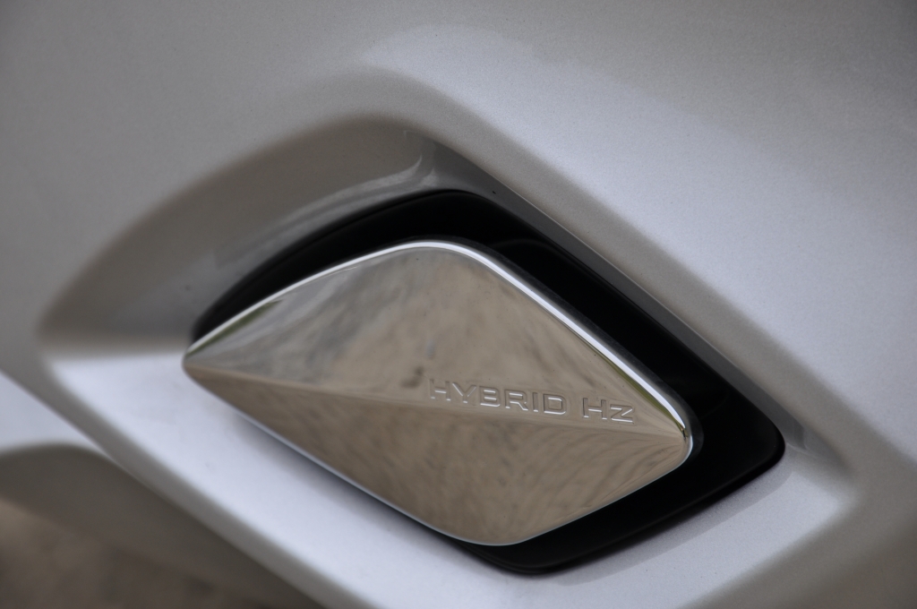 Test Fisker Karam – Mit dem Strom schwimmen