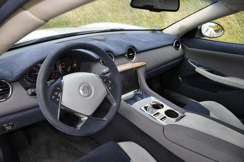 Test Fisker Karam – Mit dem Strom schwimmen