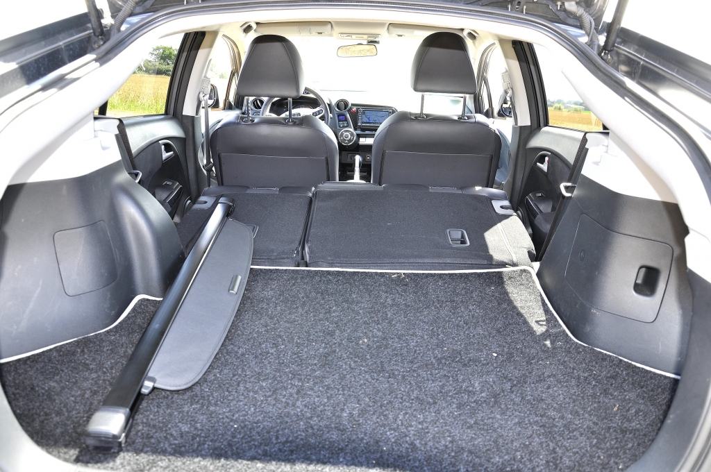 Test Honda Insight 1.3i-DSI VTEC IMA Exclusive: Von Lieblingsstrecken und Mini-Steuer