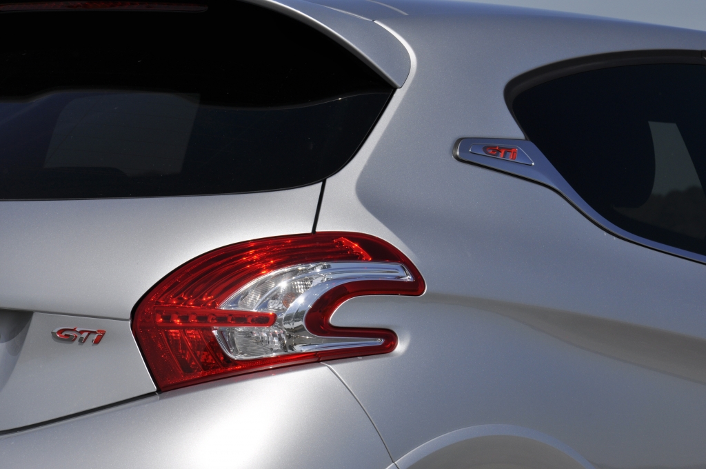 Test Peugeot 208 GTi – So muss GTi sein!