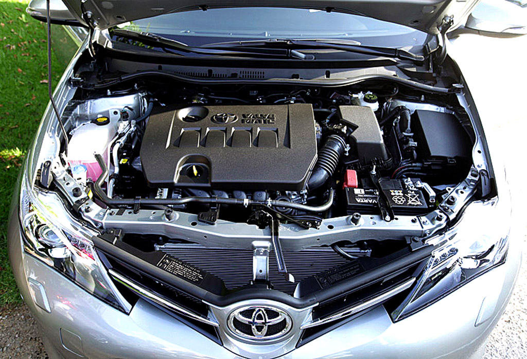 Toyota Auris Touring Sports: Blick unter die Haube. Fünf Motoren stehen zur Wahl. 