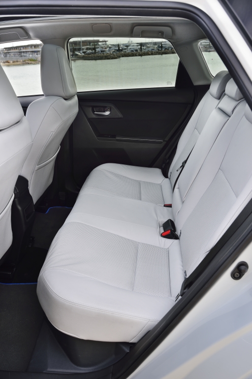Toyota Auris Touring Sports Hybrid - Kompakter Kombi der elektrisiert  