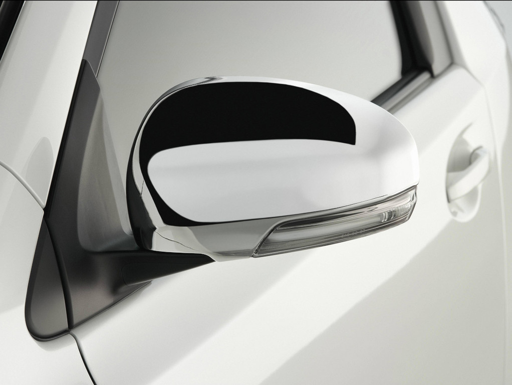 Toyota bietet Styling-Zubehör für den iQ an
