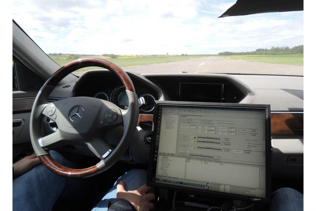 Uni Ulm erprobt automatisiertes Autofahren