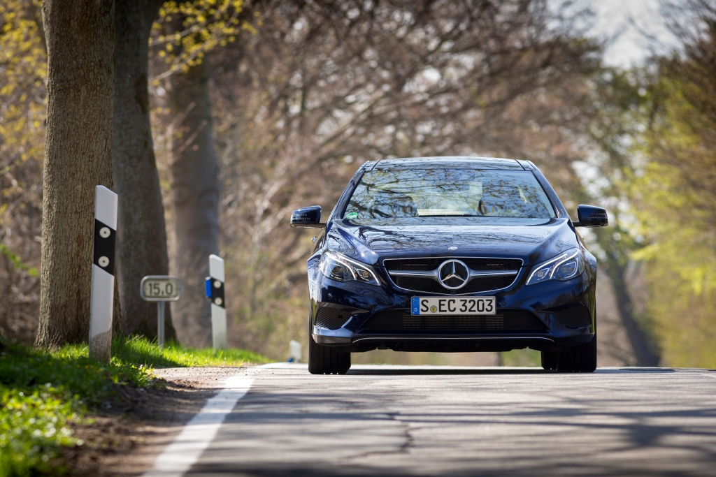 VW und Mercedes-Benz bilden KBA-Spitze
