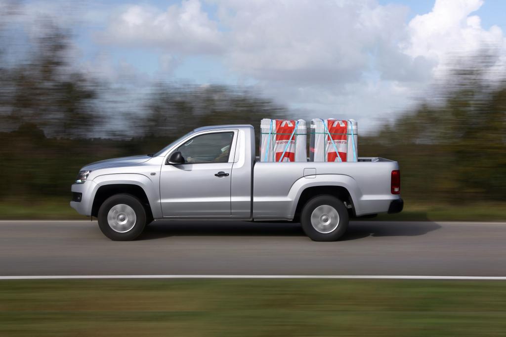 VW verlangt für den Amarok als Zweisitzer 28.453 Euro.