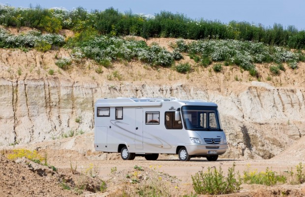 Vario-Mobil macht aus MB Sprinter 519 CDI 4x4 Allrad-Reisemobil