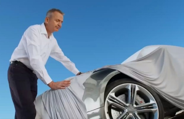 Video: Audi S8 Facelift lüftet den Rock