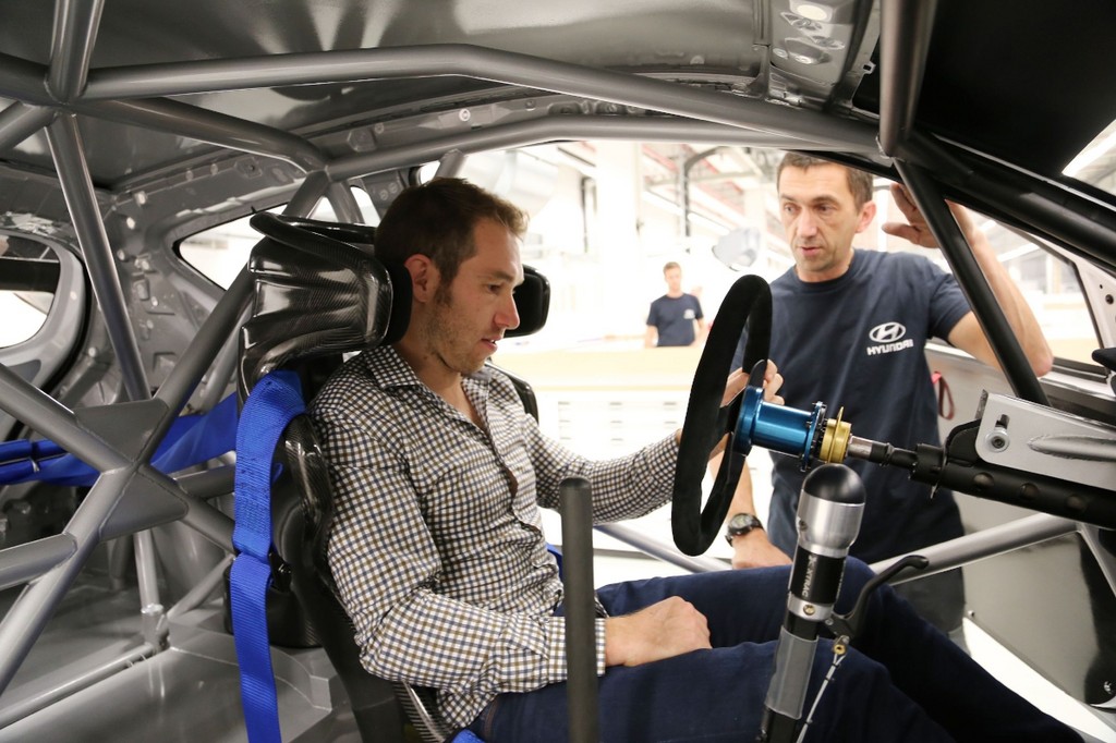 Atkinson dritter Testfahrer bei Hyundai
