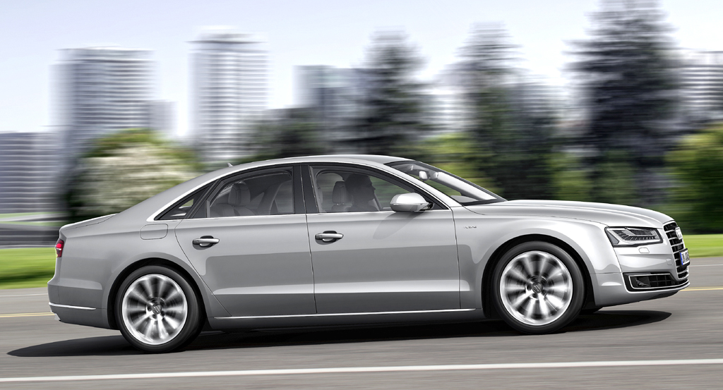 Audi A8: Und so sieht das Luxusmodell von der Seite aus.