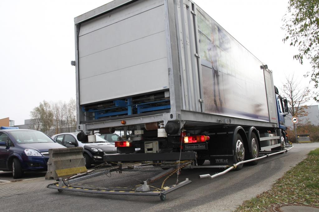 Auf die Straße dürfen die Trucks nicht, obwohl sie beim Thema „Autonomes Fahren“ einige Erfahrungen beitragen. 