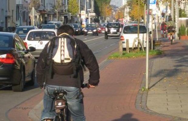 Berliner Behörde nimmt Schilderstreit bewusst in Kauf