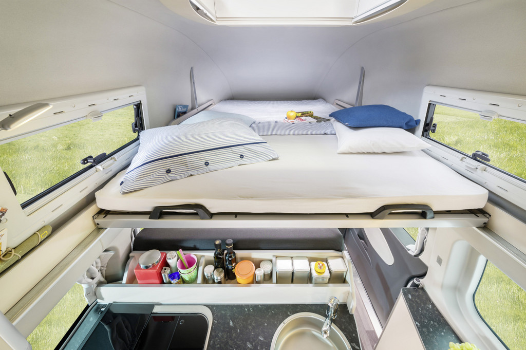 Caravan-Salon 2013: Der Ford Transit kriegt eins aufs Dach