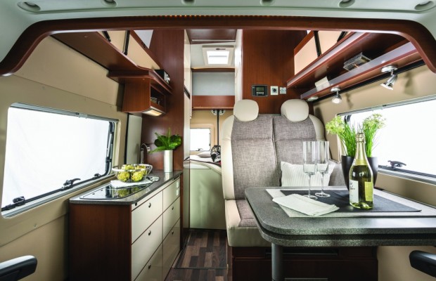 Caravan Salon Düsseldorf 2013: BavariaCamp zeigt neue Baureihen Primeur und Superior