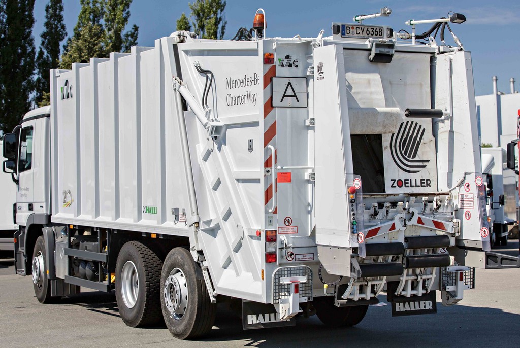 Charter-Way baut Entsorgerflotte aus