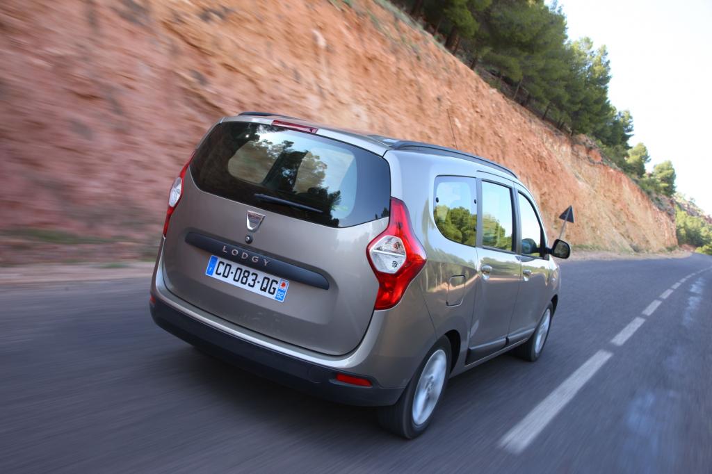 Das Heck ist nicht unbedingt die Schokoladenseite des Dacia