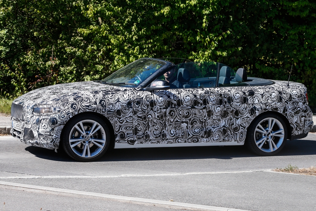 Erwischt: Erlkönig BMW 2er Cabrio – Offen für andere Märkte