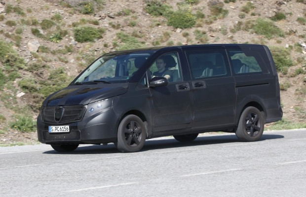 Erwischt: Erlkönig Mercedes Viano – Kein Benzin mehr für den Benz-Bus?