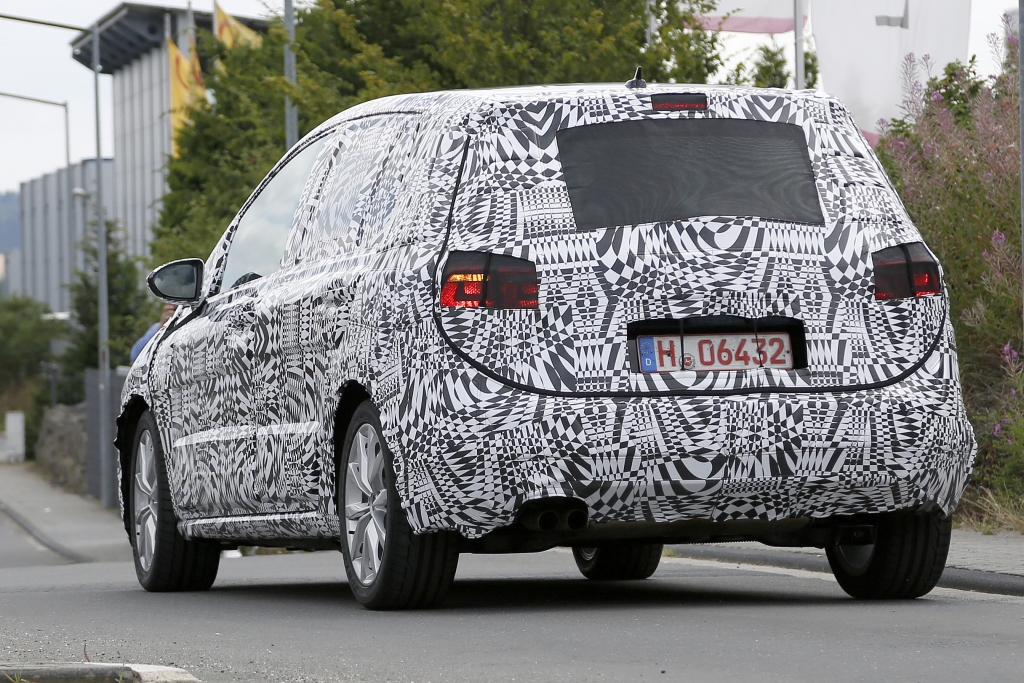 Erwischt: Erlkönig VW Golf Plus – Das Plus an Platz