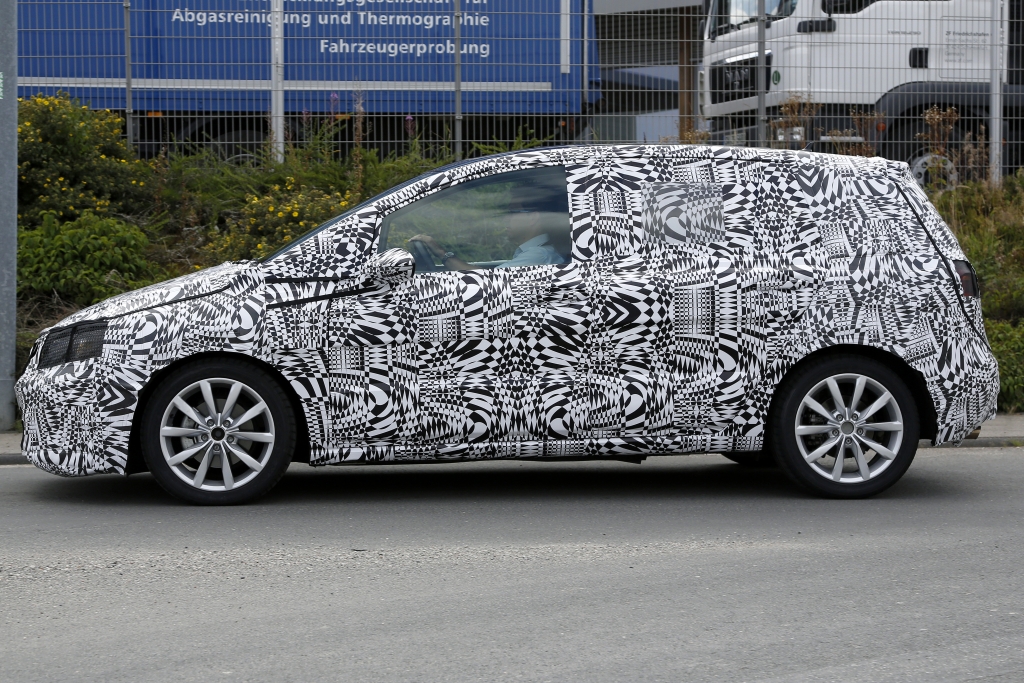 Erwischt: Erlkönig VW Golf Plus – Das Plus an Platz